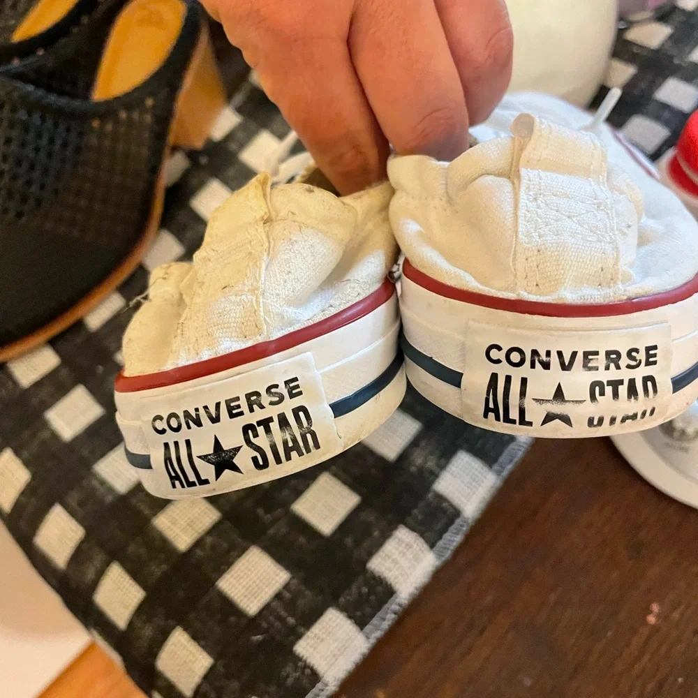 Converse - Picture 3 of 3